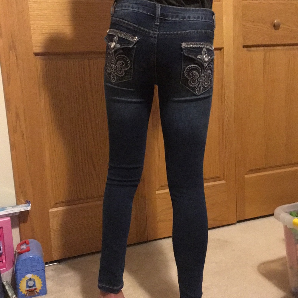 Girls Jeans With Embellished Pockets